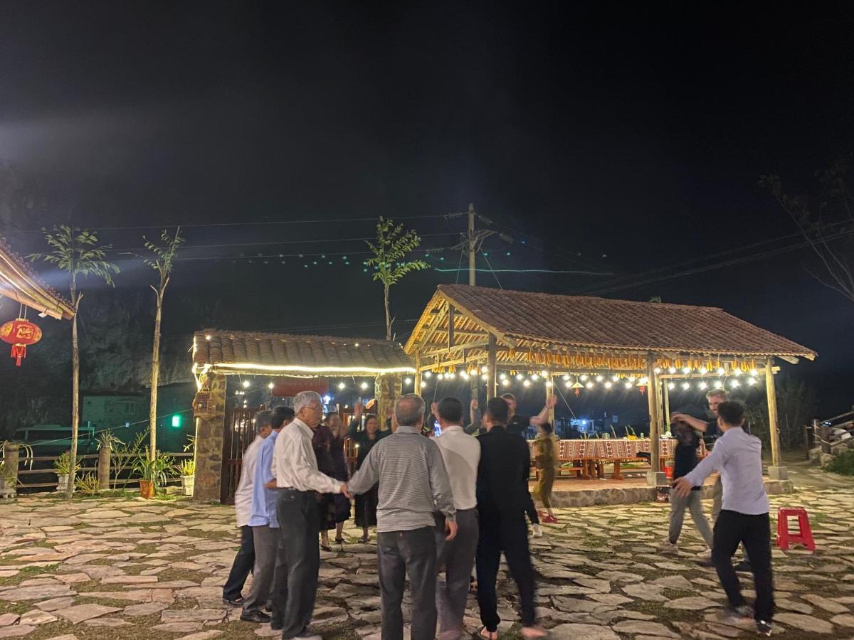 Lung Nieo Lan Rung Homestay מראה חיצוני תמונה